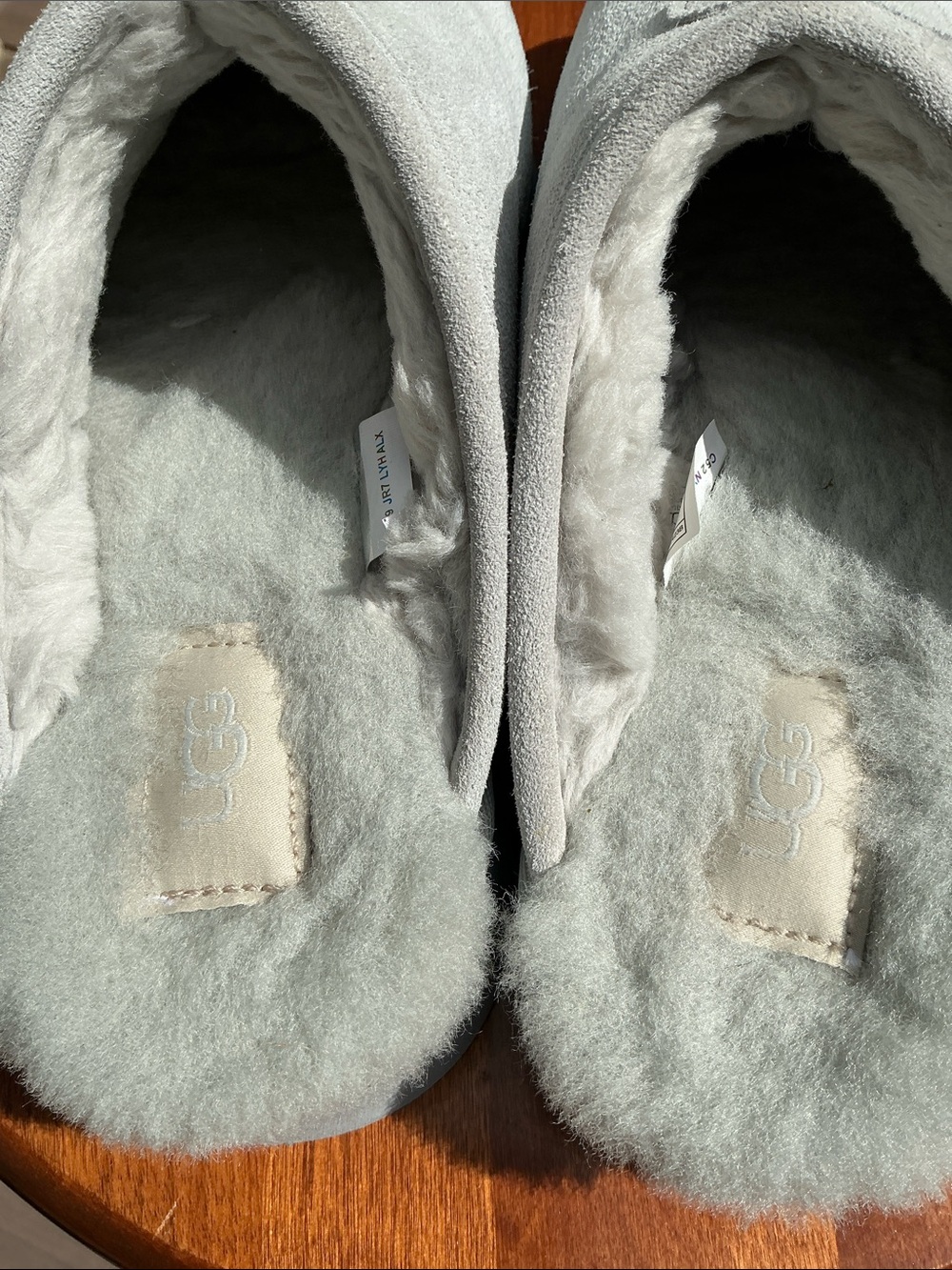 UGG DISCOQUETTE SHEARLING SLIPPERS - Picture 3 of 9